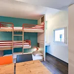 Отель Hotelf1 Lyon *