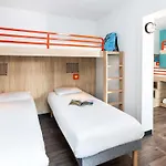 Hotelf1 Lyon Отель *
