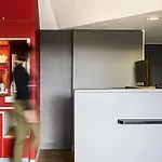 Отель Hotelf1 Lyon