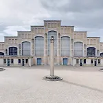 Отель Hotelf1 Lyon *