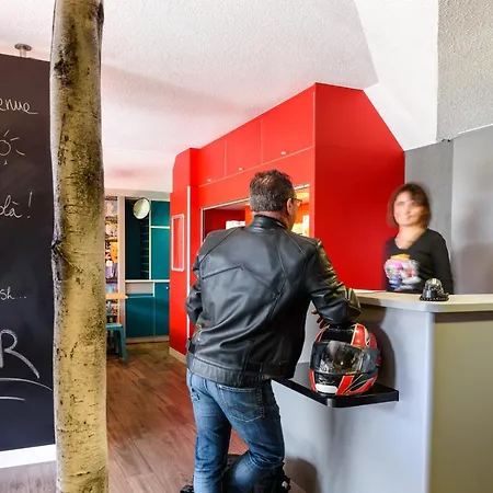Hotel Hotelf1 Lyon