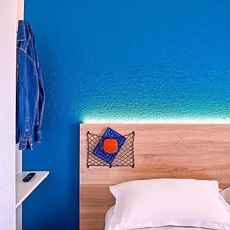 Hotelf1 Lyon Solaize