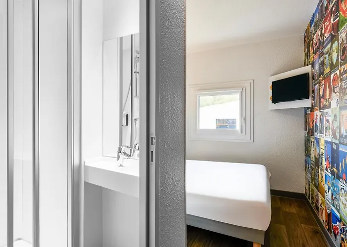 Hotel Hotelf1 Lyon